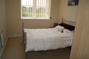 Double bedroom - click for photo gallery